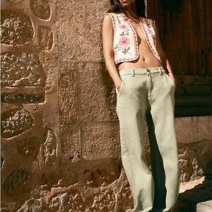 Zara High Waist Jogger Pants - Size US4 /26